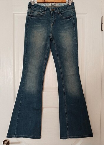 Koton marka 27/32 beden jeans 