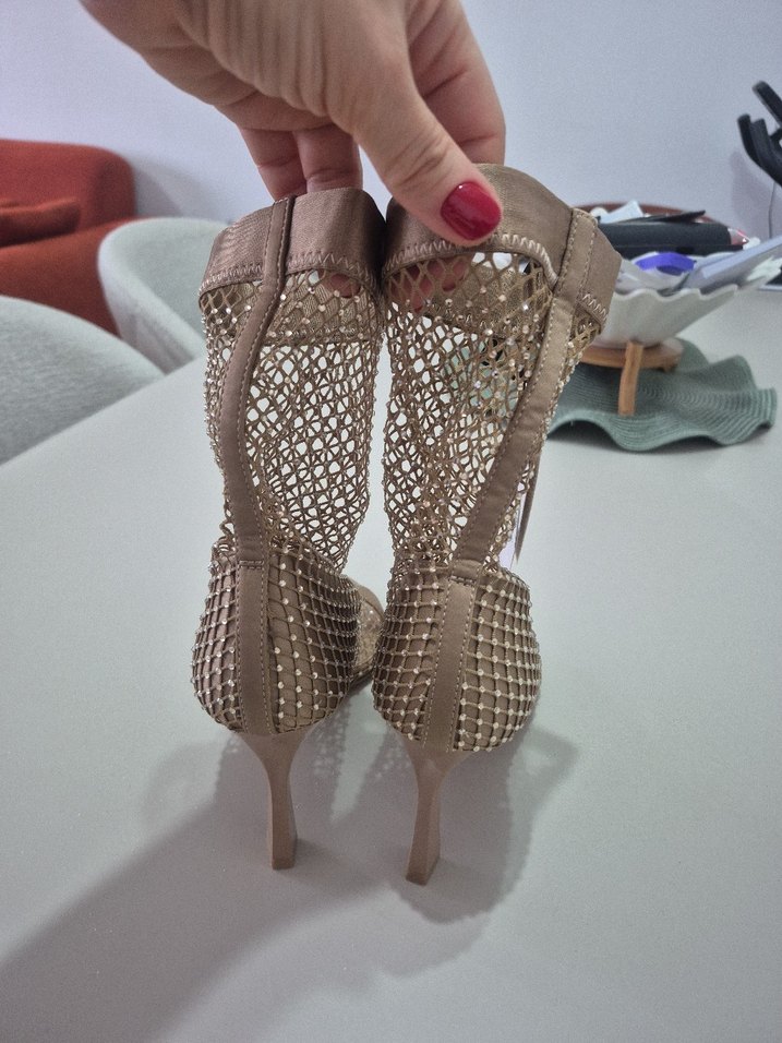 Bej Kemerli Fileli Stiletto Topuklu Kadın Ayakkabı - Görsel 4