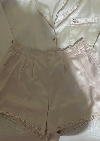 Beyaz Vintage Kadın Mini Saten Pijama Takımı - Görsel 2