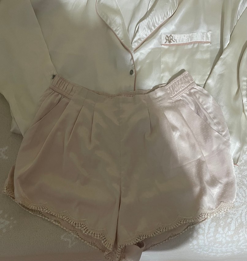 Beyaz Vintage Kadın Mini Saten Pijama Takımı - Görsel 2