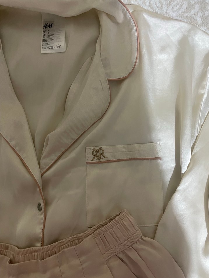 Beyaz Vintage Kadın Mini Saten Pijama Takımı - Görsel 4