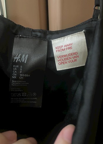 Siyah Midi İpek Görünümlü Askılı Elbise - Görsel 2