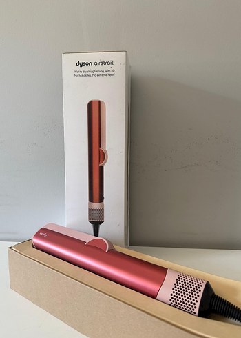 Dyson Airsrait Saç Düzleştirici