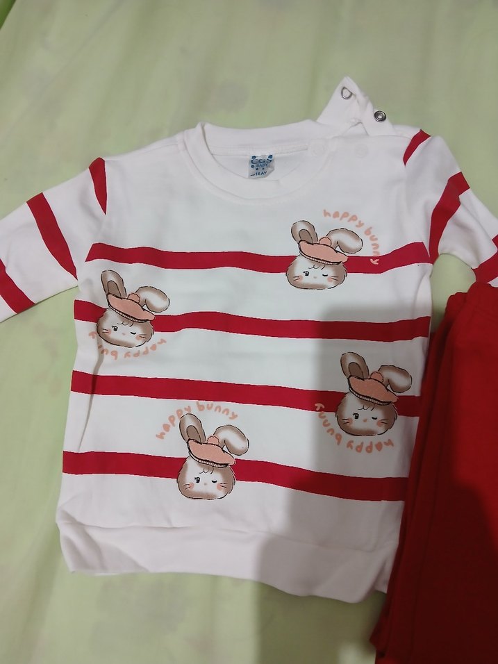 Uzun Kollu Kırmızı Çizgili Bebek Takımı - Görsel 2