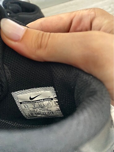 37,5 Beden Nike siyah air force 1