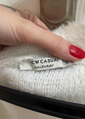 LC Waikiki Düğmeli Beyaz Midi Yün Hırka
