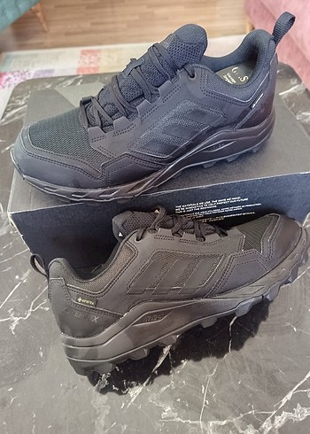 Adidas terrex tracerocker 2 goretex orijinal sıfır gibi üründür - Görsel 5