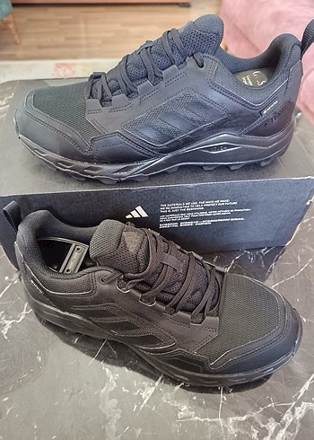 Adidas terrex tracerocker 2 goretex orijinal sıfır gibi üründür - Görsel 8