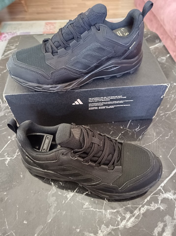 Adidas terrex tracerocker 2 goretex orijinal sıfır gibi üründür - Görsel 4