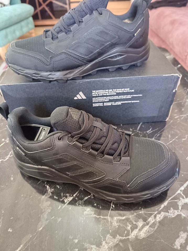 Adidas terrex tracerocker 2 goretex orijinal sıfır gibi üründür - Görsel 3
