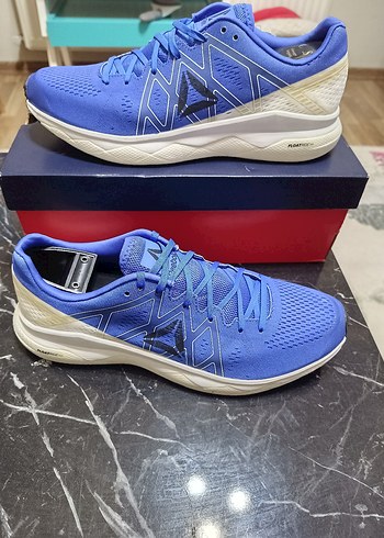 Reebok floatride run sıfır etiketli üründür - Görsel 6