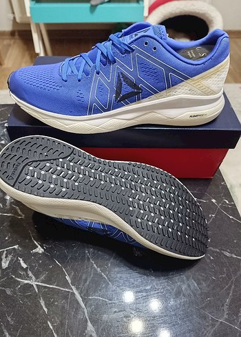 Reebok floatride run sıfır etiketli üründür - Görsel 3