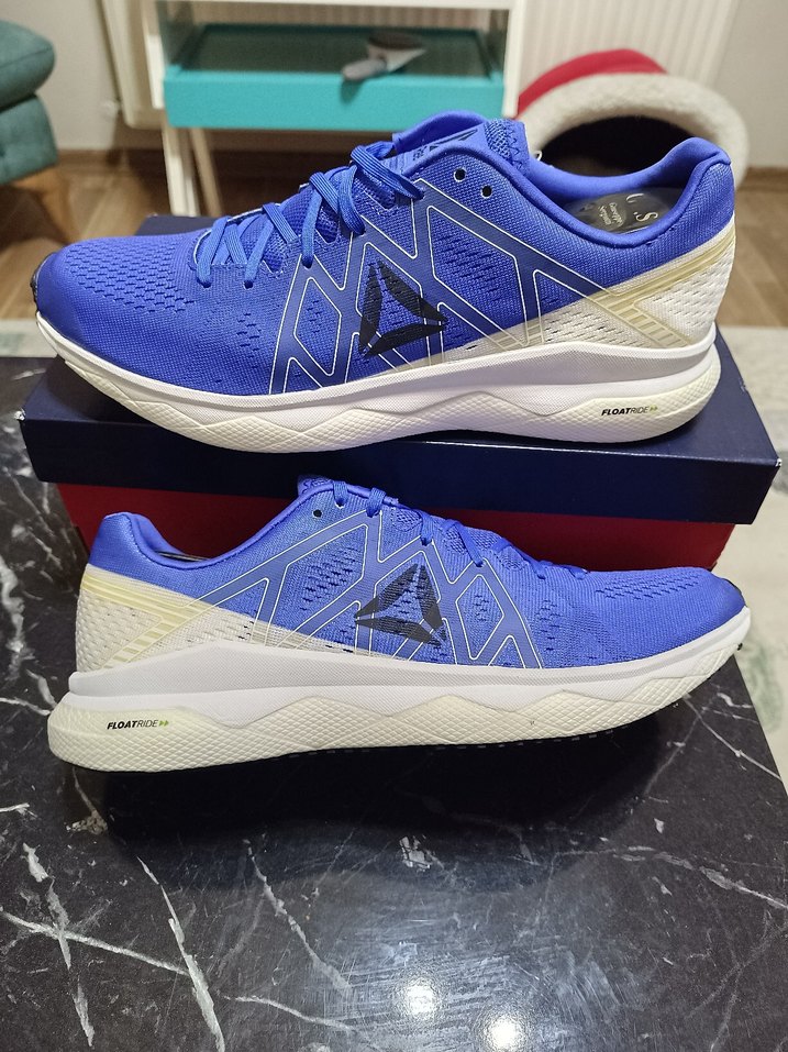 Reebok floatride run sıfır etiketli üründür - Görsel 5