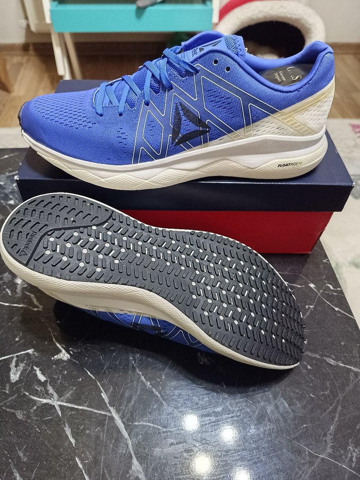 Reebok floatride run sıfır etiketli üründür - Görsel 3