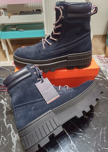 Tommy Hilfiger Orjinal sıfır bottur - Görsel 4