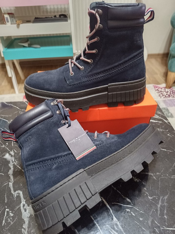 Tommy Hilfiger Orjinal sıfır bottur - Görsel 4