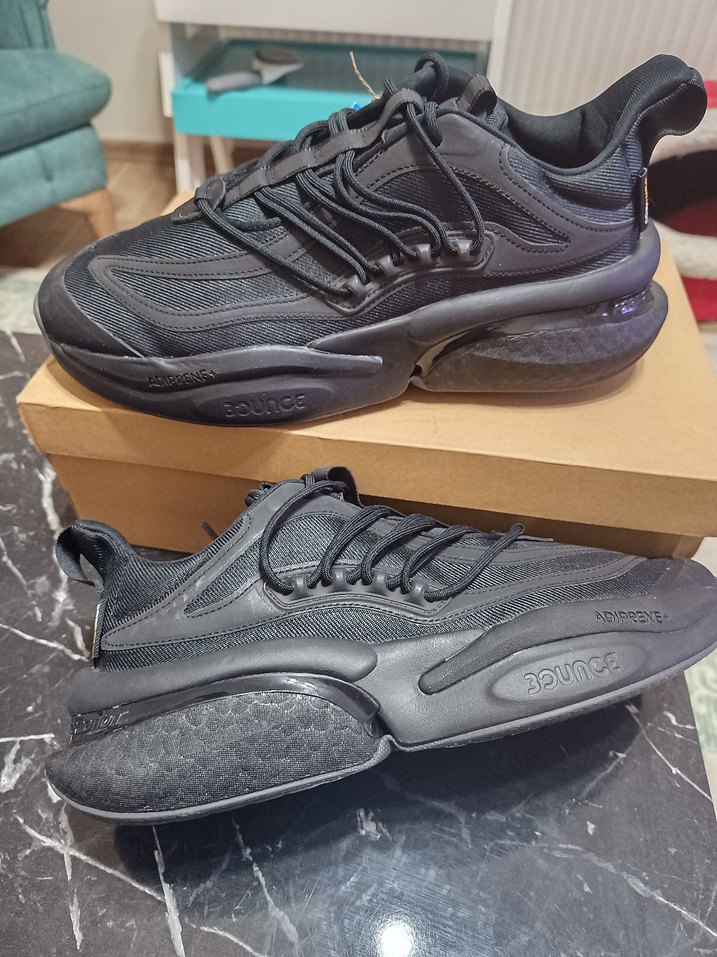 Adidas Alphaboost V1 sıfır faturalı üründür. - Görsel 5