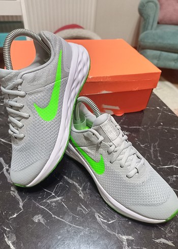 Nike revolution 6 Orjinal sıfır ürün - Görsel 6