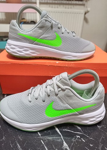 Nike revolution 6 Orjinal sıfır ürün - Görsel 4