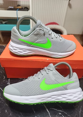 Nike revolution 6 Orjinal sıfır ürün - Görsel 3