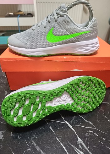 Nike revolution 6 Orjinal sıfır ürün - Görsel 8
