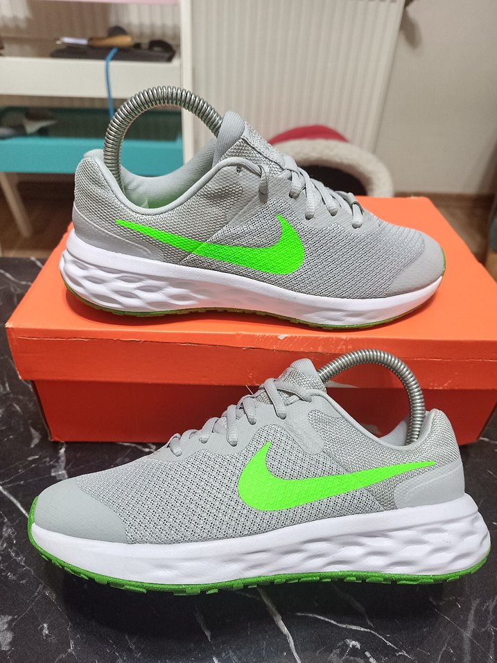 Nike revolution 6 Orjinal sıfır ürün - Görsel 3