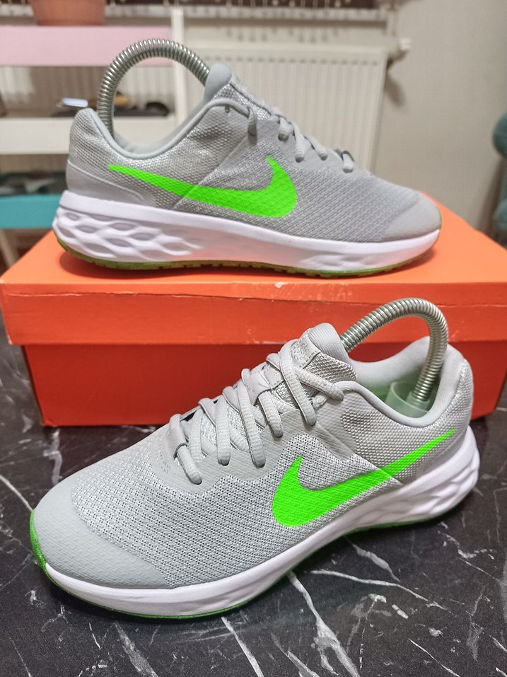 Nike revolution 6 Orjinal sıfır ürün - Görsel 5