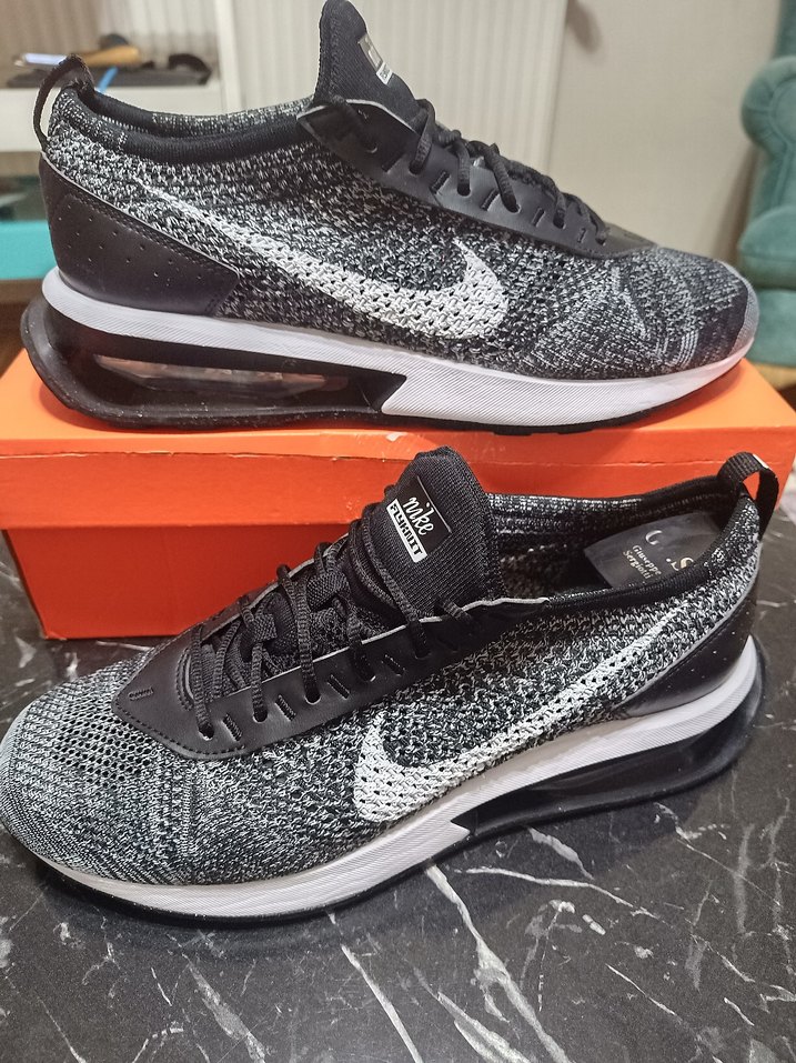 Nike flyknit Racer Orjinal sıfır ürün - Görsel 2