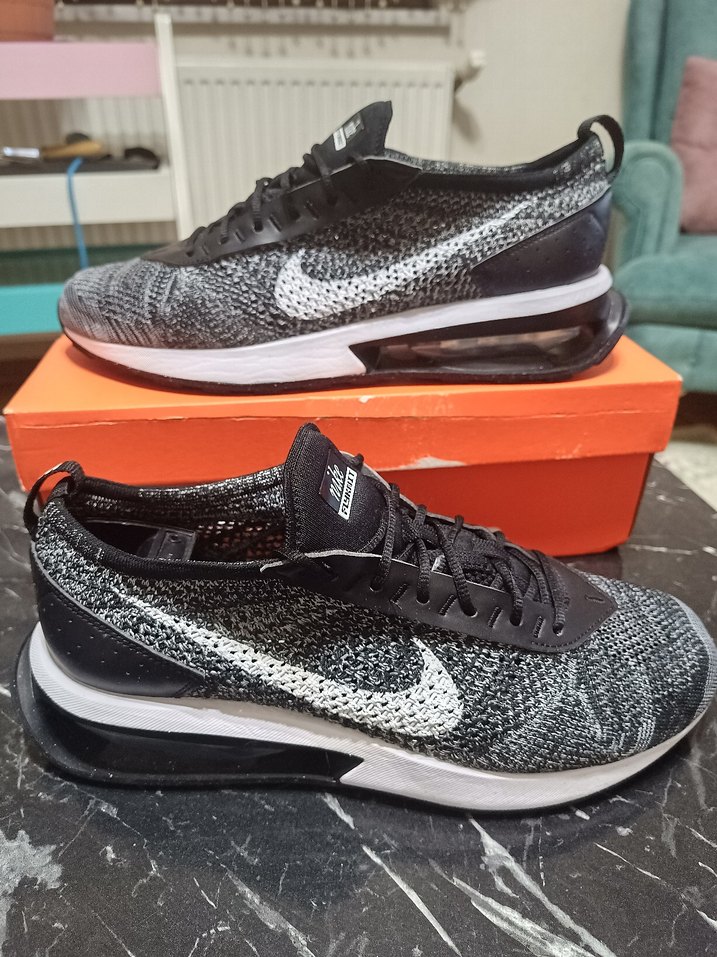 Nike flyknit Racer Orjinal sıfır ürün - Görsel 4