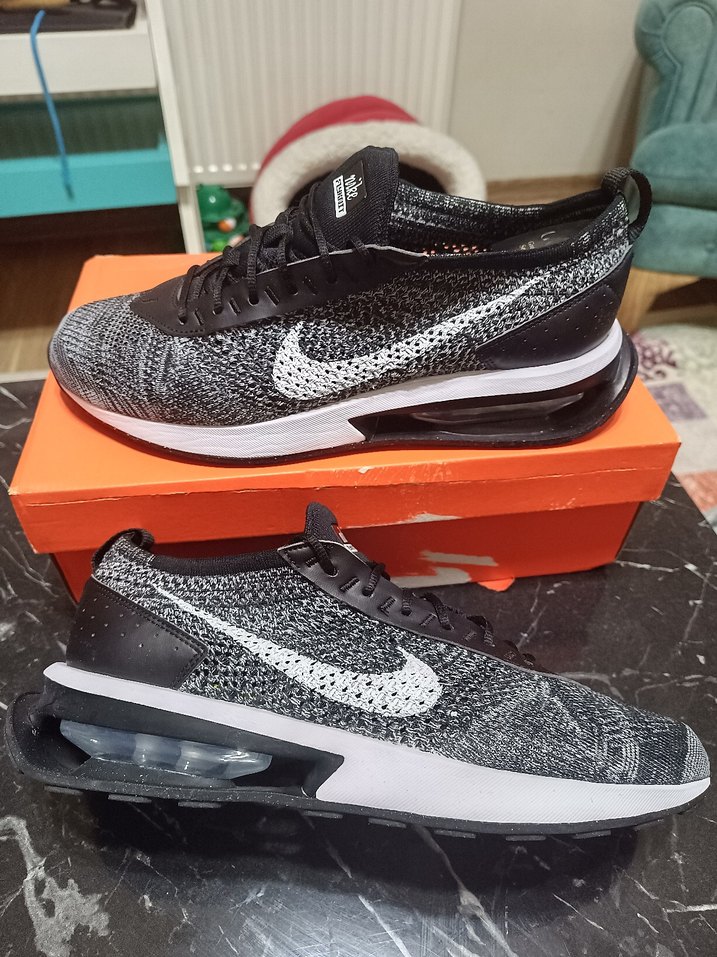 Nike flyknit Racer Orjinal sıfır ürün - Görsel 5