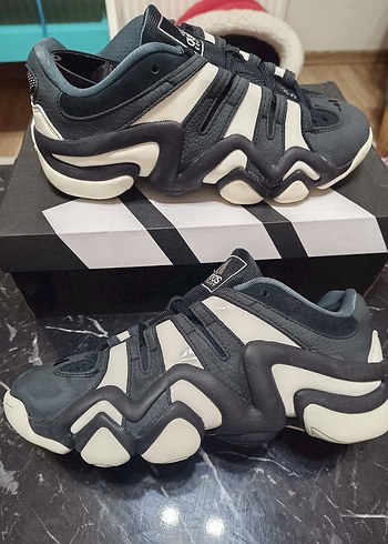 Adidas crazy 8 Orjinal sıfır gibi üründür - Görsel 2