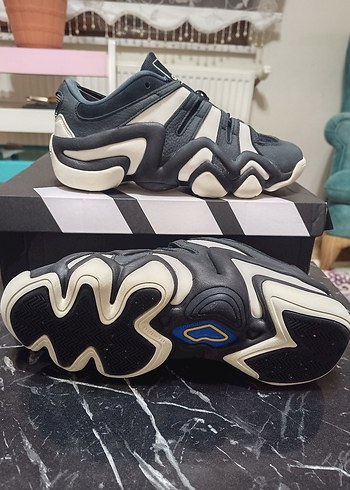 Adidas crazy 8 Orjinal sıfır gibi üründür - Görsel 7