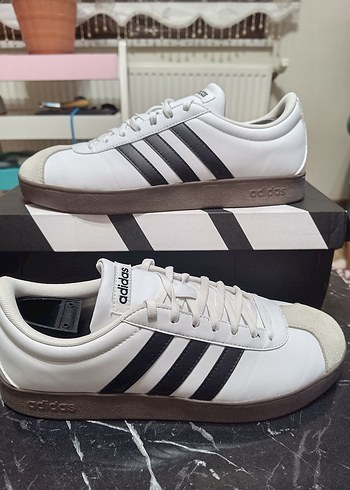 Adidas courtbase Orjinal sıfır gibi ürün - Görsel 4