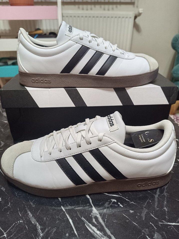 Adidas courtbase Orjinal sıfır gibi ürün - Görsel 3