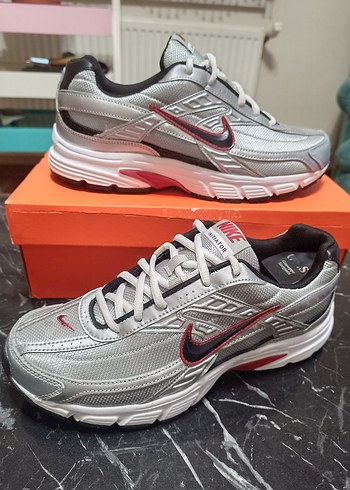 Nike initiator Orjinal sıfır gibi üründür - Görsel 3