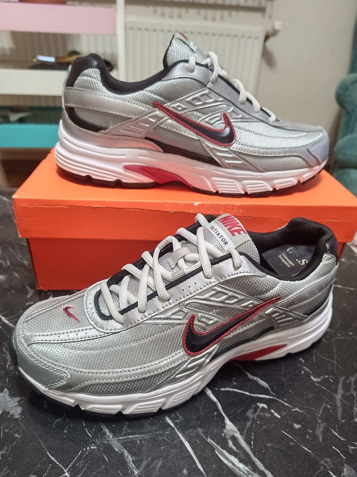 Nike initiator Orjinal sıfır gibi üründür - Görsel 3