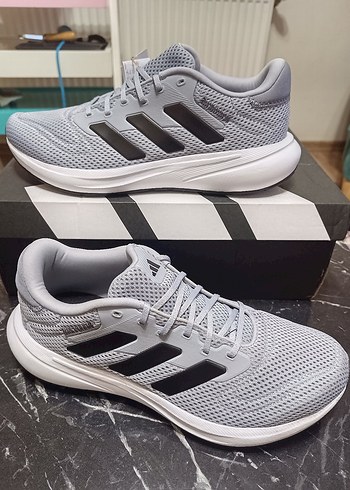 Adidas 42