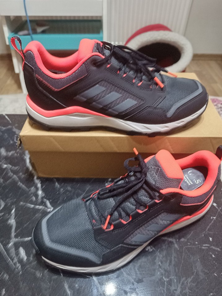 Adidas tracerocker 2 Orjinal sıfır kutulu ürün sadece denendi - Görsel 5