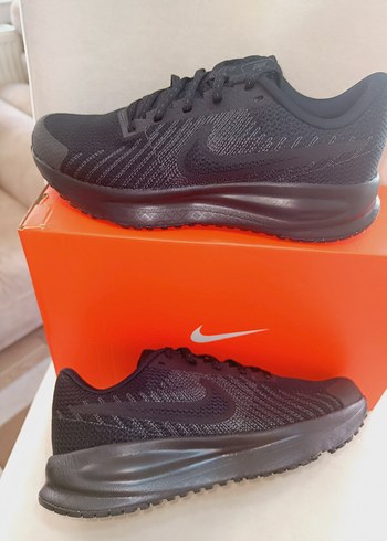 Nike Nike Run Defy orjinal sıfır kutulu