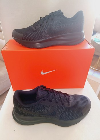 41 Beden Nike Run Defy orjinal sıfır kutulu ürün