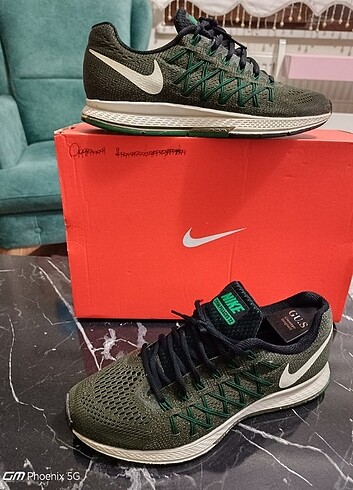 Nike Air zoom Pegasus 32 orjinal tertemiz üründür.piyasda bulunm