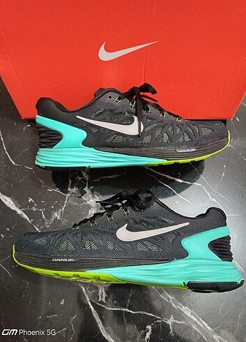 Nike Nike Lunarglide 6 orjinal sıfır gibi üründür.dezenfekte edilip t