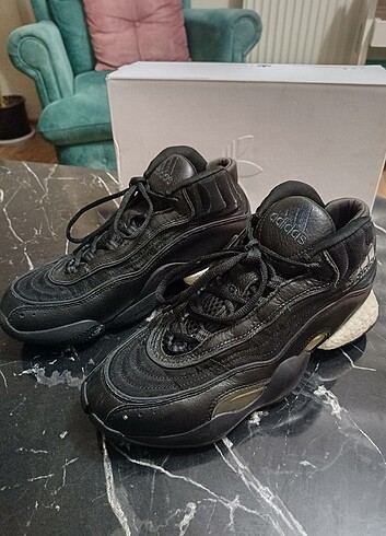 42.5 Beden siyah Renk adidas crazy 98 byw Corel black serisi orjinal sıfır gibi üründü