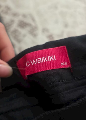 LC Waikiki Düğmeli Siyah Midi Keten Etek