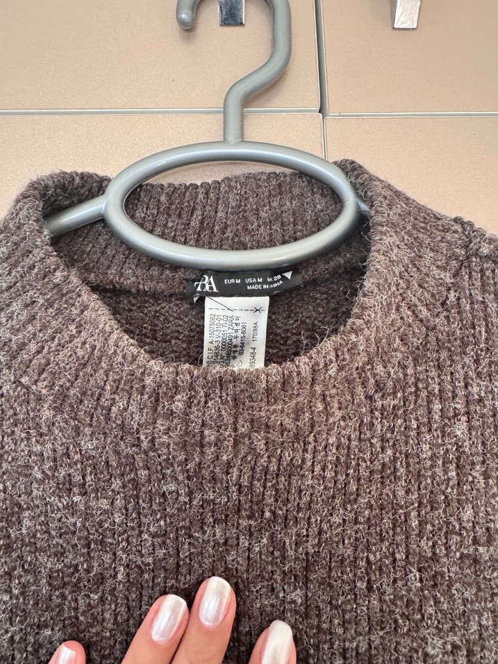 Gri Crop Triko Kadın Kazak Boncuk Detaylı - Görsel 2