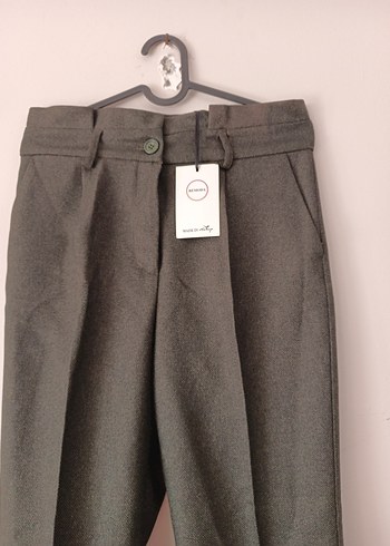 m Beden Gri Kemerli Kadın Kumaş Pantolon