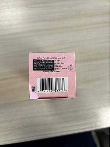 Too Faced Too faced born this way fondaten