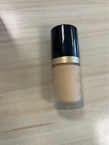 Beden Renk Too faced born this way fondaten