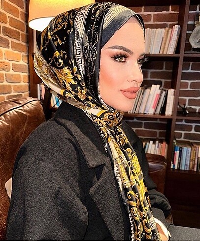 Beden Versace İpek Şal