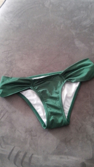 çok şık bikini altı 